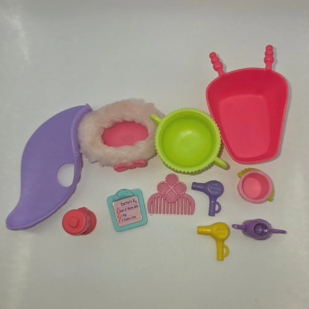 Hasbro Littlest Pet Shop Accessory Lot OS Multi Fair 2006-2009 Mixed Pieces